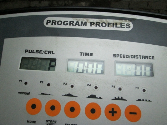 ส่งแล้วรถไฟ**ทำงานอยู่*แต่ลูกปืนดัง*ต้องตรวจเชค   ตามสภาพ2800บาท