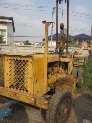 ขาย-รถทุบพื้น / ตอกคอนกรีต ARROW: D353 เครื่องยนต์ดีเซล มือสองนำเข้าจากนอก สภาพพร้อมใช้งาน ขาย-รถทุบพื้น / ตอกคอนกรีต ARROW: D353 เครื่องยนต์ดีเซล มือสองนำเข้าจากนอก สภาพพร้อมใช้งาน