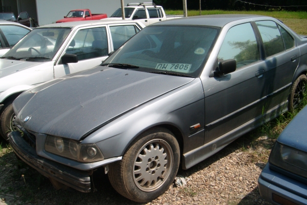 ขายbmw 318i ตามสภาพทะเบียนโอน