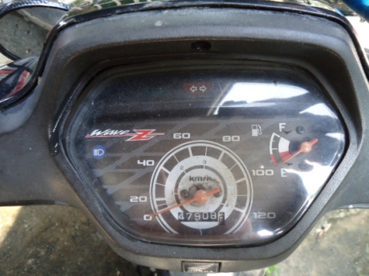 ขายรถมอไซต์ HONDA WAVE Z สีดำ เครื่อง100cc แน่นๆปี 2546 ,มีคลัช สภาพแต่ง ขายราคา6,000.- พร้อมเล่มทะเบียน ภาษีขาดต่อ 2ปี ครับ สนใจติดต่อ กัน เชียงใหม่ 088-2584084 ;D