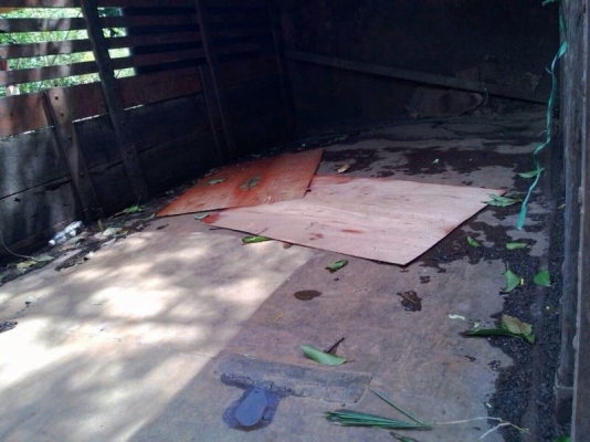 รถอีซูซุ 10 ล้อ รั้ว 195 แรงม้า ปี 40 สนใจติดต่อ 081 - 6079515 รถอีซูซุ 10 ล้อ รั้ว 195 แรงม้า ปี 40 สนใจติดต่อ 081 - 6079515