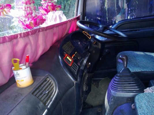 รถอีซูซุ 10 ล้อ รั้ว 195 แรงม้า ปี 40 สนใจติดต่อ 081 - 6079515 รถอีซูซุ 10 ล้อ รั้ว 195 แรงม้า ปี 40 สนใจติดต่อ 081 - 6079515