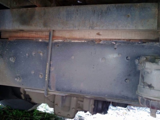 รถอีซูซุ 10 ล้อ รั้ว 195 แรงม้า ปี 40 สนใจติดต่อ 081 - 6079515 รถอีซูซุ 10 ล้อ รั้ว 195 แรงม้า ปี 40 สนใจติดต่อ 081 - 6079515