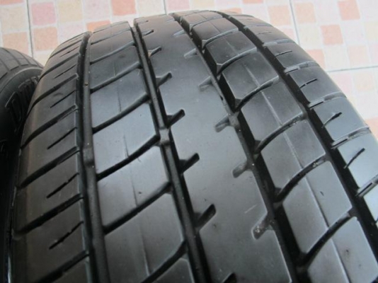 ขายยาง DUNLOP SP2030----185-60-15----งามๆ (1ชุด)