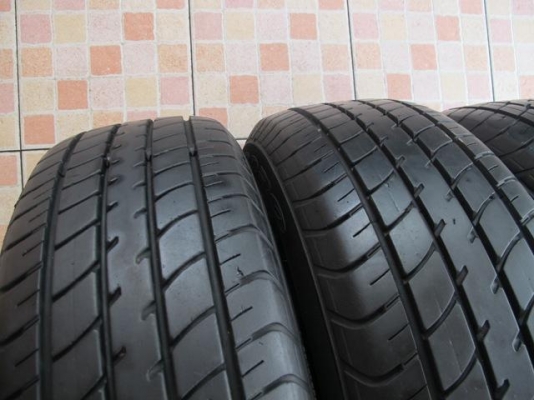 ขายยาง DUNLOP SP2030----185-60-15----งามๆ (1ชุด)