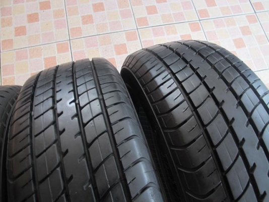 ขายยาง DUNLOP SP2030----185-60-15----งามๆ (1ชุด)
