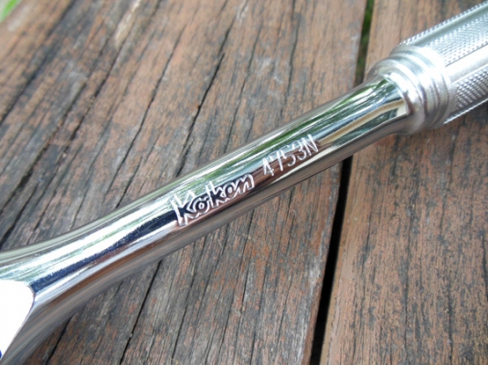 ด้ามฟรี ด้ามเหล็กกลิ้งลาย ขนาด 1/2"x10&rdquo; Koken 4753N