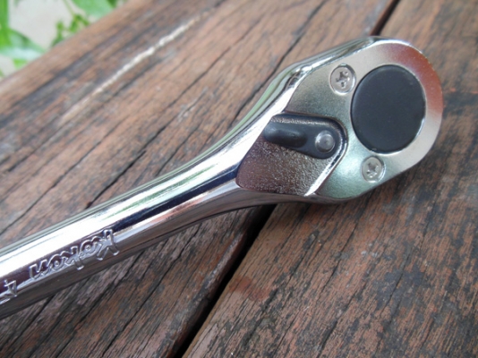 ด้ามฟรี ด้ามเหล็กกลิ้งลาย ขนาด 1/2"x10&rdquo; Koken 4753N