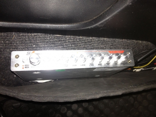 ขายเครื่องเสียง Power 2 ตัว Class D 4CH ปรี 7แบน คลาปาทั้งหมด 7000 บาท ของยังมีประกันนะคับ