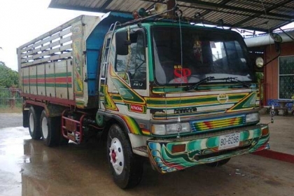 10ล้อดั้้มHINO F18หัวไฮเทค ืเครื่องHO7D(195แรง)ดั้มมิเนียม
