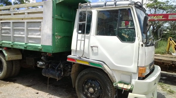 10ล้อดั้มFN527MA เครื่่อง6D16สวย 195 แรงไม่โบ.. รถห้างแท้ ...คัสซีสวย...หัวสวย.. 10ล้อดั้มFN527MA เครื่่อง6D16สวย 195 แรงไม่โบ.. รถห้างแท้ ...คัสซีสวย...หัวสวย..