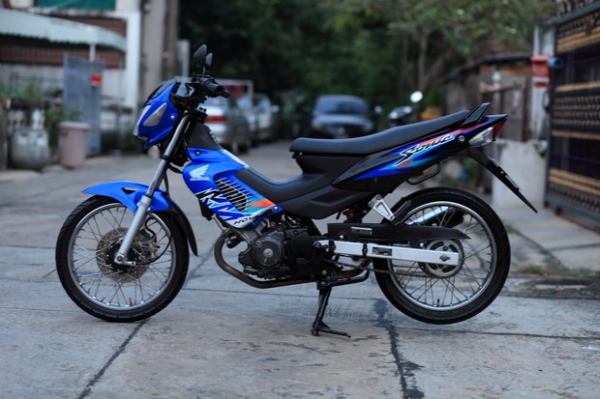 ขาย โซนิค เดิมๆ สวยๆ รถมือเดียว ขาย โซนิค เดิมๆ สวยๆ รถมือเดียว