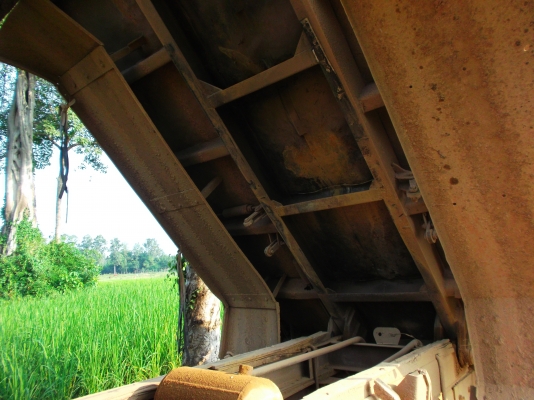 ขายด่วนรถสิบล้อหลงโบFN527TFเครือง220แรงม้าดรั้มสามมิตร