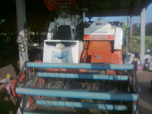 ขายรถเกี่ยวข้าวคูโบต้าพร้อมเทลเลอร์ ขายรถเกี่ยวข้าวคูโบต้าพร้อมเทลเลอร์