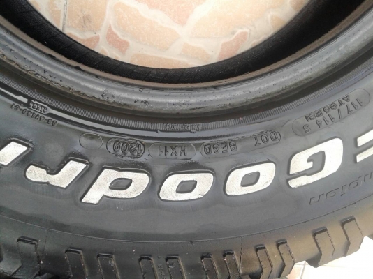 แม็กเล็บเหยี่ยวขอบ 16 แท้ ไม่คว้าน พร้อมยาง 265 70 16  1ชุด