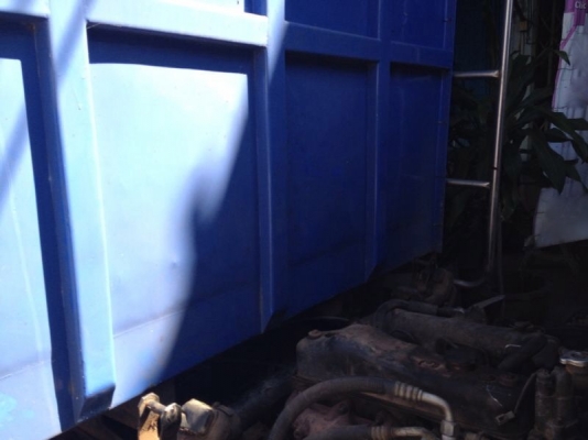 รถอีซูซุ 6 ล้อดั้ม NKR  88 แรงม้า ปี 40   สนใจติดต่อ 081 - 6079515