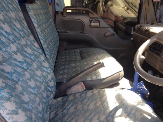 รถอีซูซุ 6 ล้อดั้ม NKR  88 แรงม้า ปี 40   สนใจติดต่อ 081 - 6079515