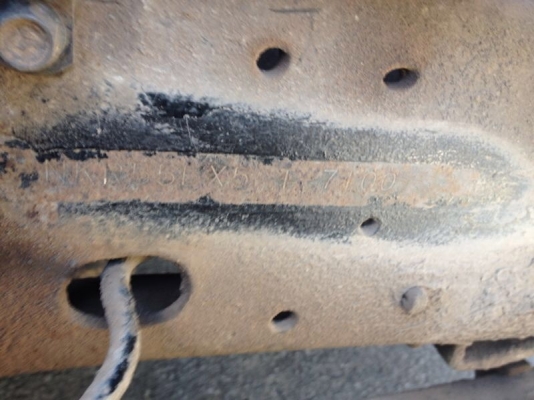 รถอีซูซุ 6 ล้อดั้ม NKR  88 แรงม้า ปี 40   สนใจติดต่อ 081 - 6079515