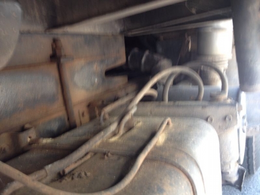 รถอีซูซุ 6 ล้อดั้ม NKR  88 แรงม้า ปี 40   สนใจติดต่อ 081 - 6079515