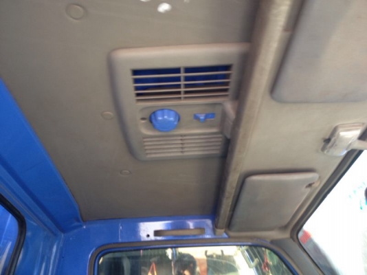 รถอีซูซุ 6 ล้อดั้ม NKR  88 แรงม้า ปี 40   สนใจติดต่อ 081 - 6079515