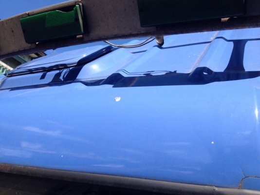 รถอีซูซุ 6 ล้อดั้ม NKR  88 แรงม้า ปี 40   สนใจติดต่อ 081 - 6079515