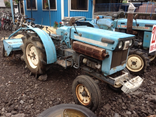 รถพรวนดินนั่งขับหรือรถไถนา Mitsubishi D1300 13 แรง 1 เพลา