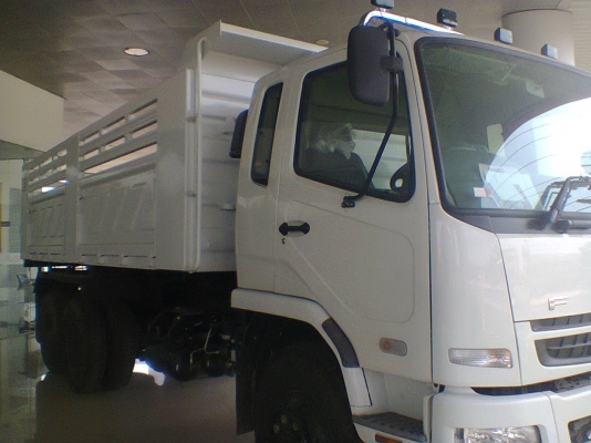 FUSO TRUCK รถสิบล้อสองเพลา 240 ลดราคาสุดๆ ด่วนมาก