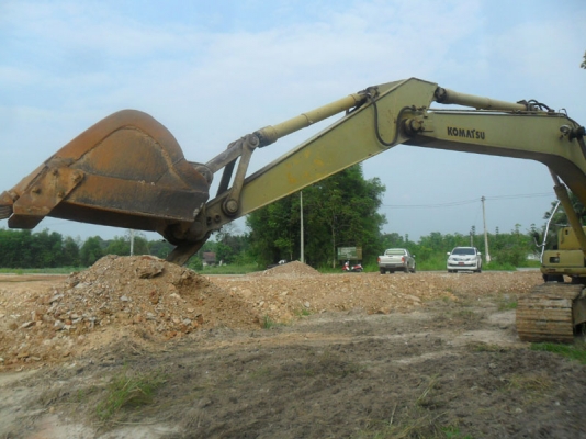 Komatsu PC200-6 SN:89450  โทร  081-7410515