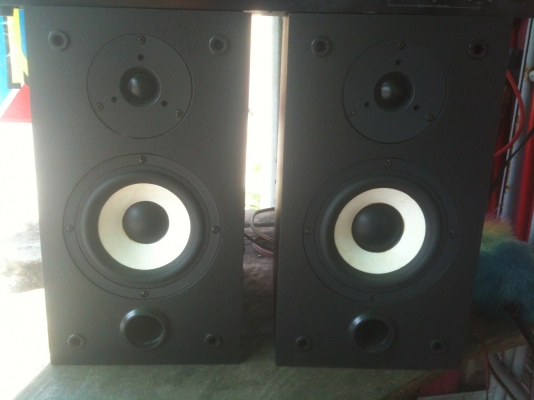 ขายตู้พร้อมลำโพง 6นิ้ว