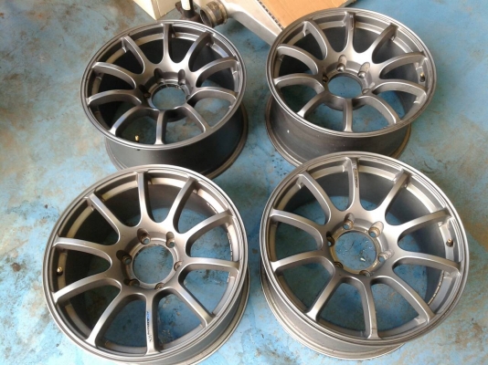 แม็ก RS ขอบ 18 กว้าง 9.5 สวยๆ  1ชุด