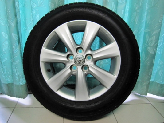 ขายล้อแม็ก Toyota Altis พร้อมยาง Goodyear ขอบ15 ยางปลายปี12