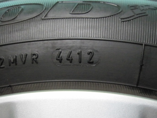 ขายล้อแม็ก Toyota Altis พร้อมยาง Goodyear ขอบ15 ยางปลายปี12