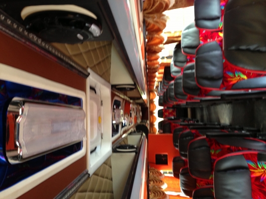 ขายรถบัส 8ล้อ สแกเนีย 113