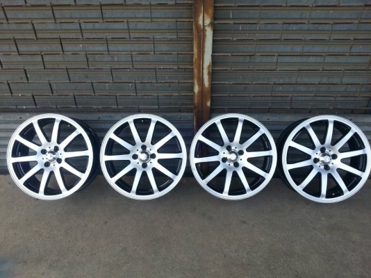 ขอบ17 4รู100 ครบชุด 4วง