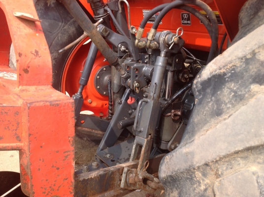 ขายรถคูโบต้า70เเรงสภาพดีพร้อมใบดันเเละผาน3ตราช้างให้ด้วยครับ ขายรถคูโบต้า70เเรงสภาพดีพร้อมใบดันเเละผาน3ตราช้างให้ด้วยครับ