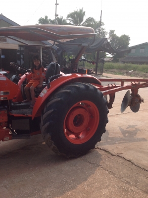 ขายรถคูโบต้า70เเรงสภาพดีพร้อมใบดันเเละผาน3ตราช้างให้ด้วยครับ ขายรถคูโบต้า70เเรงสภาพดีพร้อมใบดันเเละผาน3ตราช้างให้ด้วยครับ