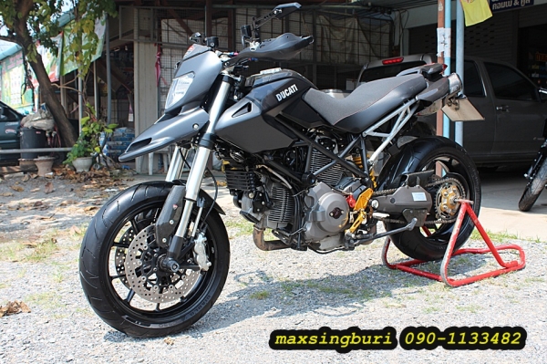 แม็กสิงห์บุรี//DUCATI HYPERMOTARD 796 ปี2011 รถออกศูนย์ ของแต่งเต็มคัน ทะเบียนพร้อม 429000