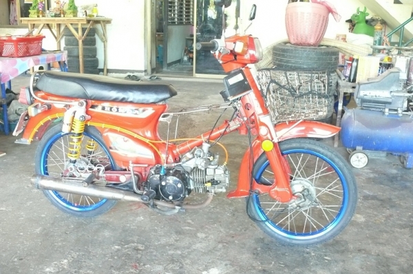 ขาย HONDA C700ไม่มีเครื่องแล้ว  7000