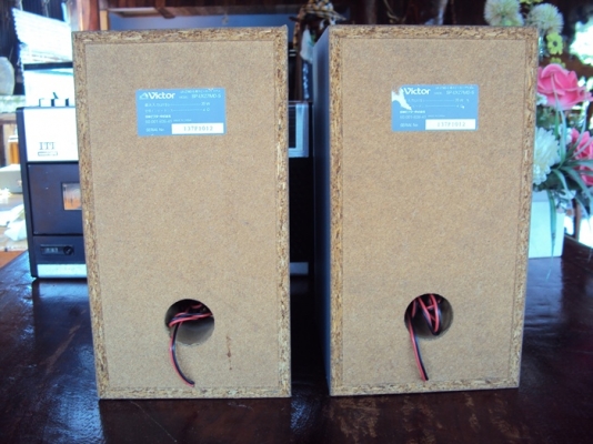 ขายลำโพง VICTOR สวยมากครับ ขายลำโพง VICTOR สวยมากครับ
