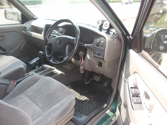 ขาย ปี 2001 อีซูซุ เวก้า เครื่อง 2 J ติดแก็ส LPG ออโต้ สีเขียว สวย บาง เดิม ขาย ปี 2001 อีซูซุ เวก้า เครื่อง 2 J ติดแก็ส LPG ออโต้ สีเขียว สวย บาง เดิม