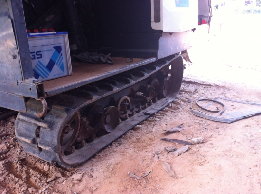 ขายรถเกี่ยวข้าวเล็ก KUBOTA 20 แรงม้า พร้อมใช้งานราคาถูกมากๆๆ