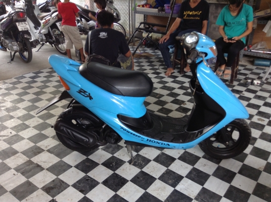 (((มีขายหลายคันราคาไม่แพงคับ อยู่บางแสนคับ)))มอไซด์มือ2 ราคาไม่แพง รถเครื่องดีคับ มีเล่มทะเบียนครบ ภาษีไม่หมด สภาพดีพร้อมใช้ รับประกันคุณภาพ มาลองขับรถให้ลูกค้าพอใจแล้วค่อยซื้อคับ ลูกค้าต่างจังหวัดยินดีส่งรถทางไปรษณีย์คับ วุธ บางแสนเจ้าเดิมค๊าบ