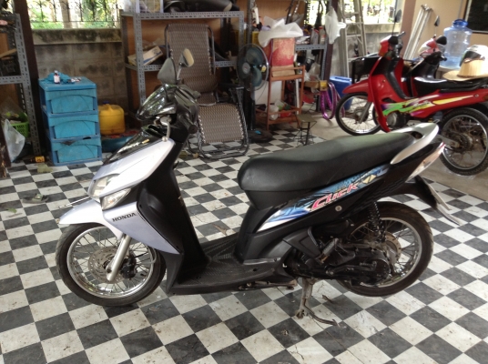 (((มีขายหลายคันราคาไม่แพงคับ อยู่บางแสนคับ)))มอไซด์มือ2 ราคาไม่แพง รถเครื่องดีคับ มีเล่มทะเบียนครบ ภาษีไม่หมด สภาพดีพร้อมใช้ รับประกันคุณภาพ มาลองขับรถให้ลูกค้าพอใจแล้วค่อยซื้อคับ ลูกค้าต่างจังหวัดยินดีส่งรถทางไปรษณีย์คับ วุธ บางแสนเจ้าเดิมค๊าบ