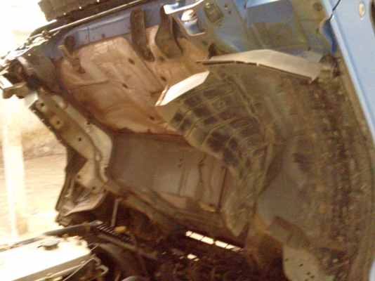 ขาย NQR 4HE1-133 เทอร์โบว์ ห้างแท้ปี48 เล่มทะเบียน