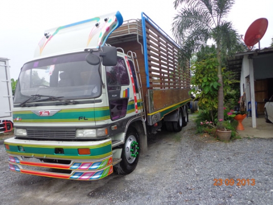 HINO HITECH รถห้าง เครื่อง 195 แรงม้า HO7D พวงมาลัยพาวเวอร์ เบรกทิฟฟี่ แอร์ครบ กระบะไม้ คอกสูง ยาว 7