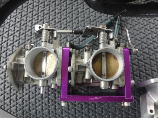 ขายคาบูเรเตอร์ novi 48=ชุดคอR@Dใส่kawa ชุดคอRIVA .ใส่ yamaha