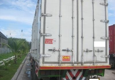 ขาย FVM 230 แรง (Maxload) ปี50 ตู้สิบบาน พื้นที่ใช้งาน 7.6 เมตร สวยพร้อมใช้ 088-4501277 ขาย FVM 230 แรง (Maxload) ปี50 ตู้สิบบาน พื้นที่ใช้งาน 7.6 เมตร สวยพร้อมใช้ 088-4501277