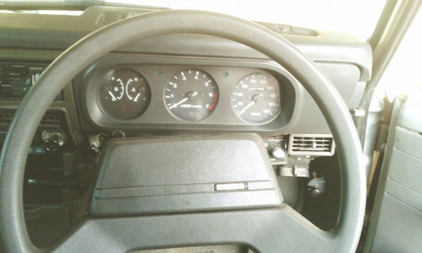 ขายมาสด้าเล็ก สวยเดิมทั้งข้างนอกข้างในใหม่มากคับ