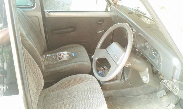 ขายมาสด้าเล็ก สวยเดิมทั้งข้างนอกข้างในใหม่มากคับ