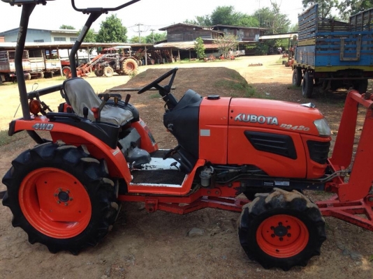 คูโบต้า B2420 4 WD ใบมีด รถไร่สวยๆสภาพดีตามรูป ขายถูกๆครับ